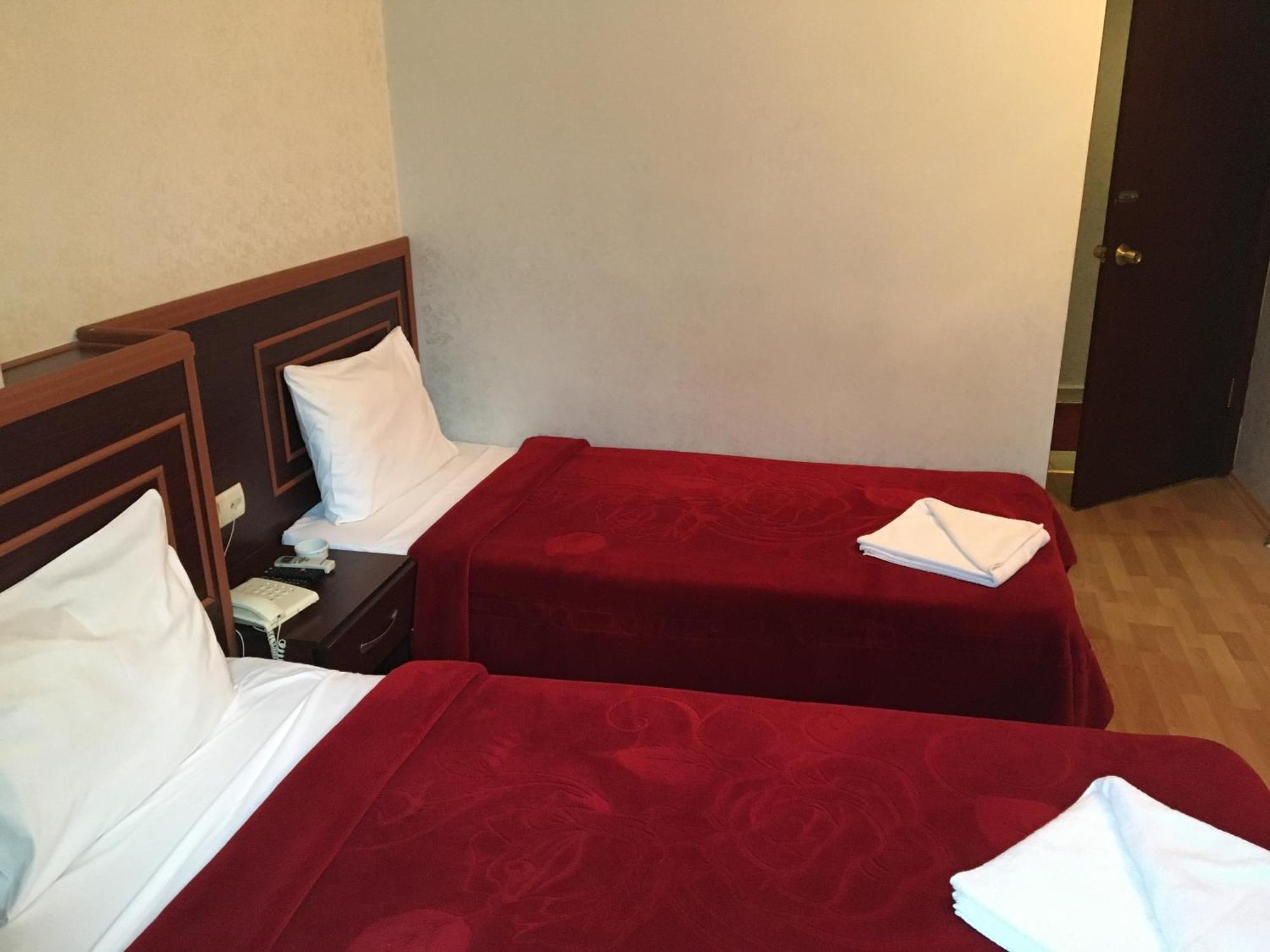 Red White Hotel Estambul Exterior foto